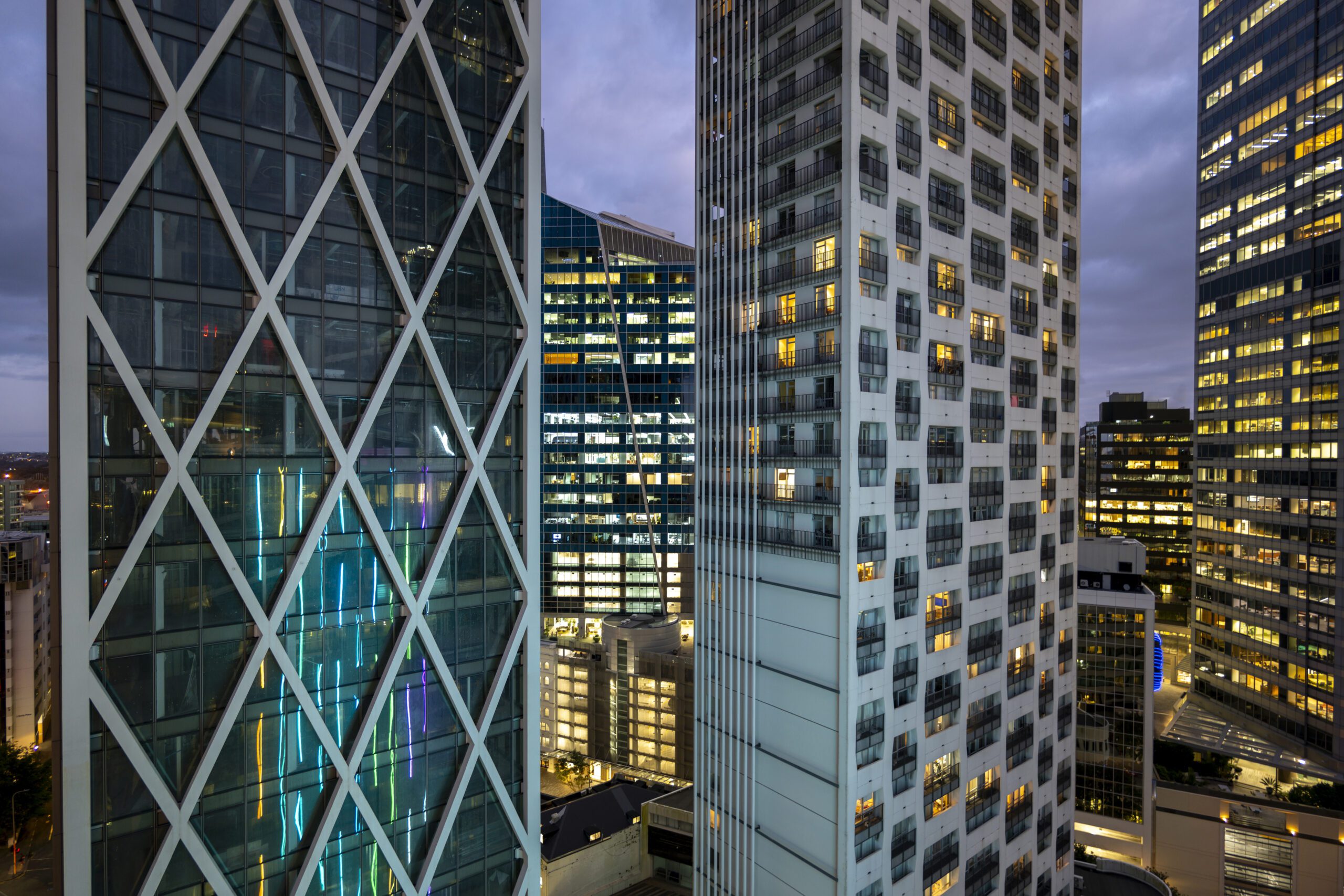 Auckland Business Confidence a Mixed Bag, But Glimmers of Optimism Emerge