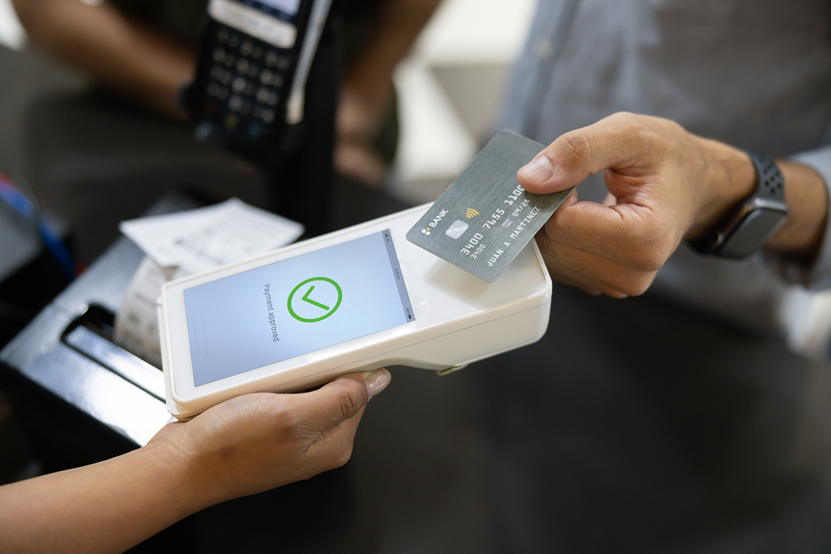 Business groups propose alternative solution to surcharge ban